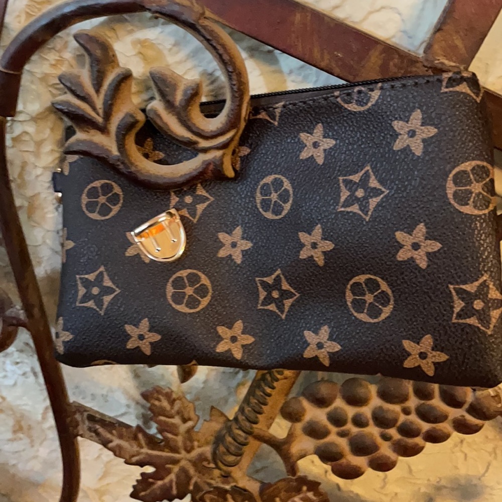 Handbag - Picture 4 of 6